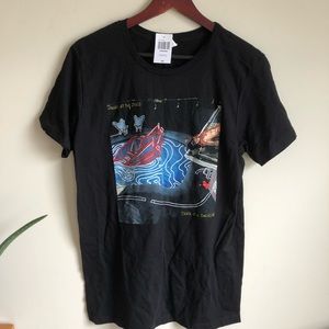 Panic at the Disco, death of a bachelor tee